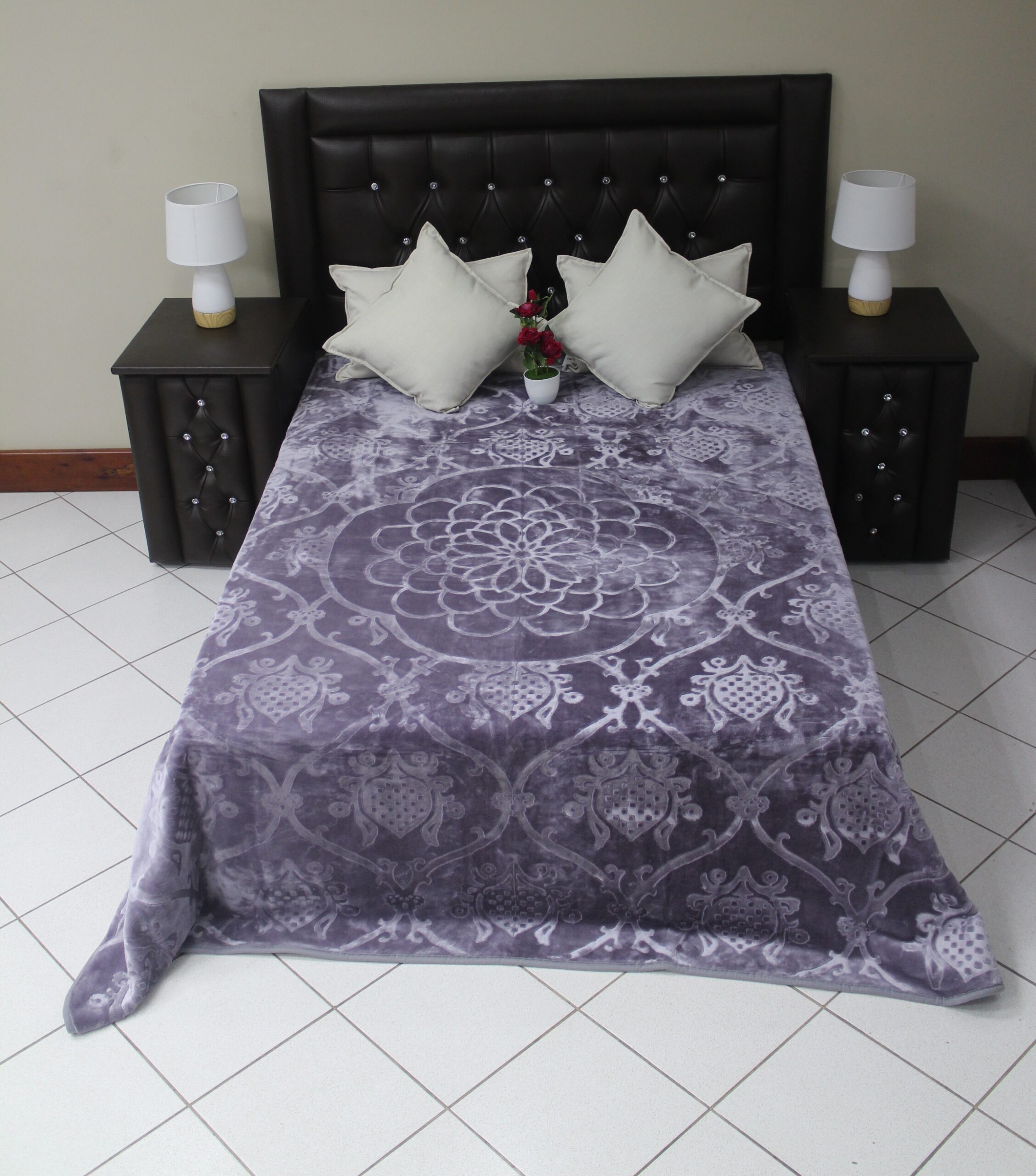 MINK BLANKET - 4.5KG 1 PLY EMBOSSED PLAIN (KING SIZE) - Image 6